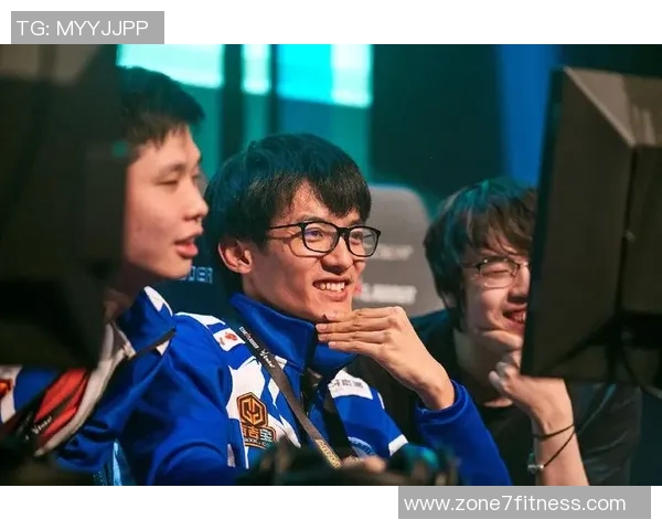 DOTA2最新意识排行榜揭晓FPX战队强势领跑前十名